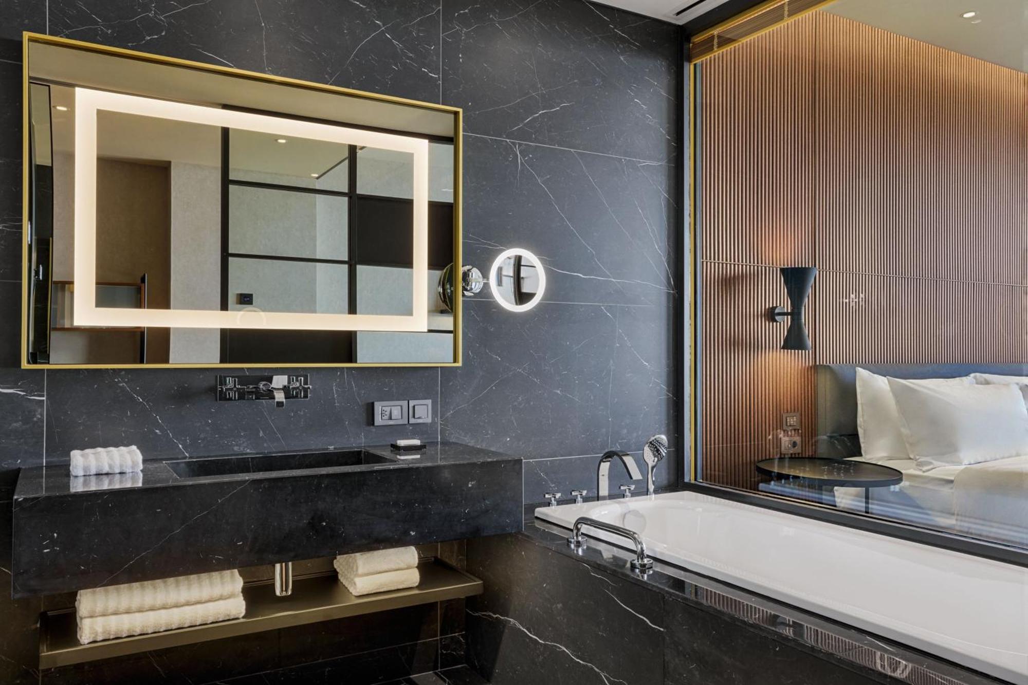 Le Meridien Batumi Ngoại thất bức ảnh